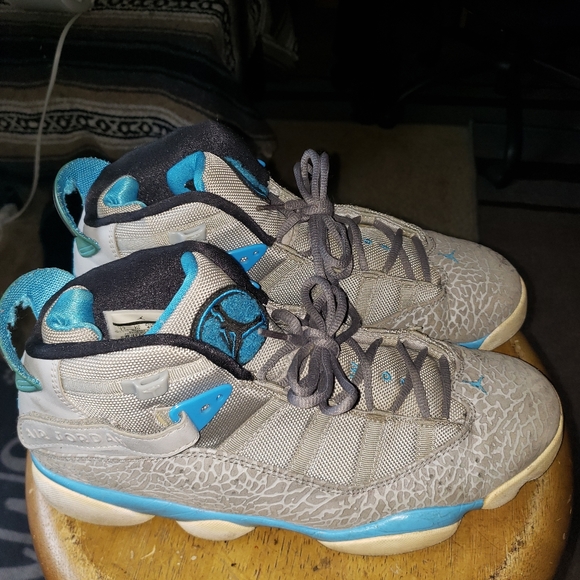 Six Rings - Picture 3 of 4